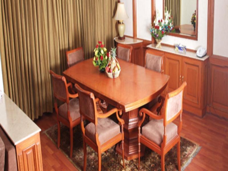 The Bmk Hotel New Delhi Luaran gambar